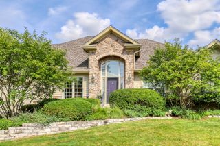 771 Fox Run Drive, Geneva, IL 60134