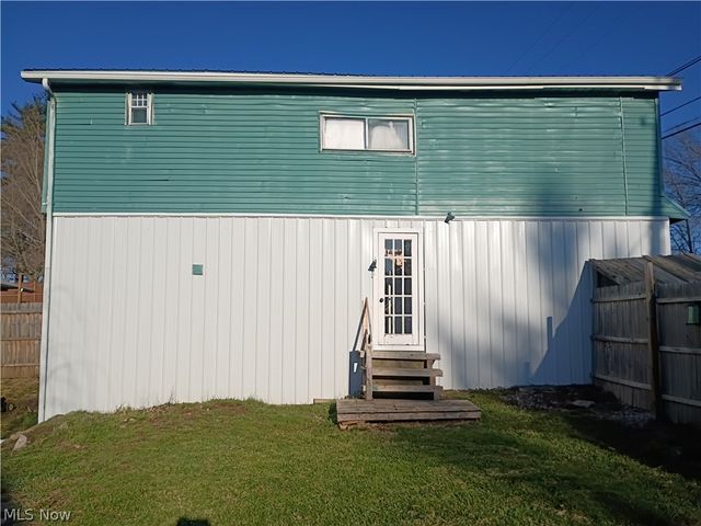 220 Market Street, Belmont, OH 43718