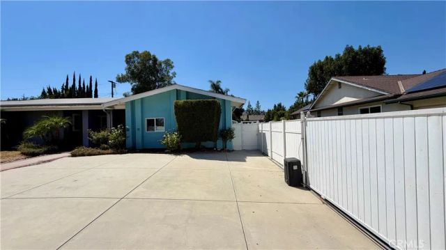 7845 Woodlake Avenue, West Hills, CA 91304