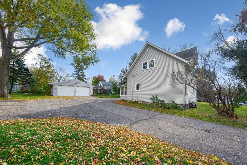 200 Park Avenue NE, Elysian, MN 56028 — photo 2
