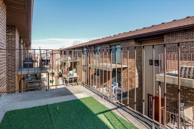 1920 Tracy Drive 12, Bloomington, IL 61704