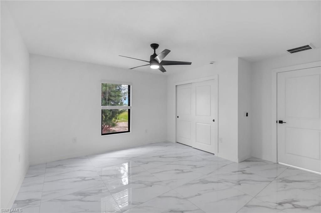 Image 18 of property listing at 523 Wilmington PKWY, Cape Coral, FL 33993