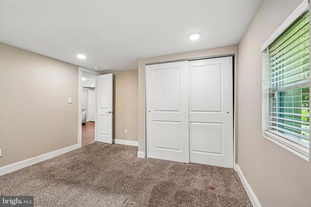10 MAPLE LN, Hainesport, NJ 08036