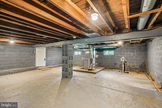 10 MAPLE LN, Hainesport, NJ 08036