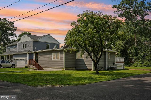 10 MAPLE LN, Hainesport, NJ 08036