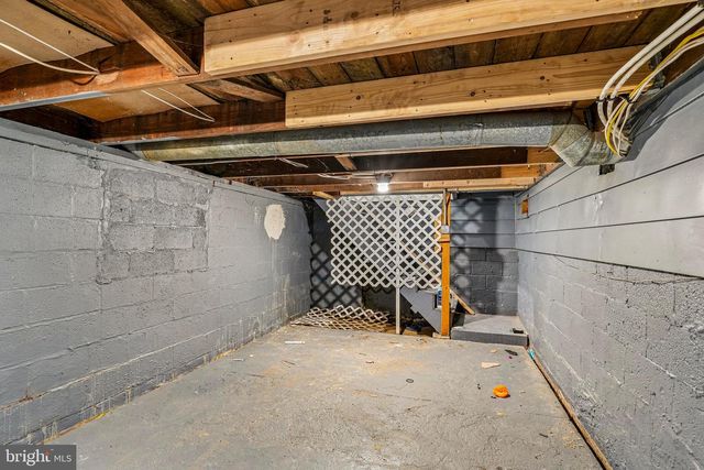 10 MAPLE LN, Hainesport, NJ 08036