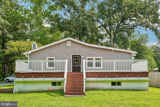 10 MAPLE LN, Hainesport, NJ 08036