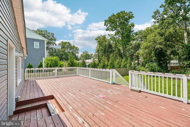 10 MAPLE LN, Hainesport, NJ 08036