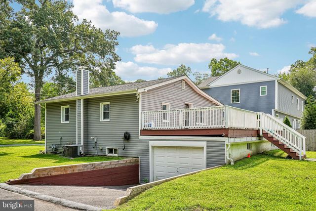 10 MAPLE LN, Hainesport, NJ 08036