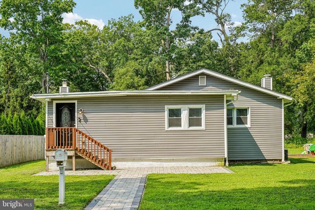 10 MAPLE LN, Hainesport, NJ 08036