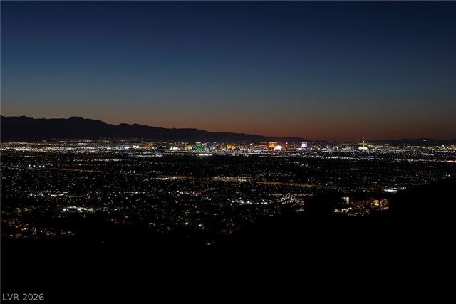 523 Rock Peak Drive, Henderson, NV 89012