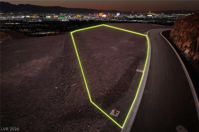 523 Rock Peak Drive, Henderson, NV 89012