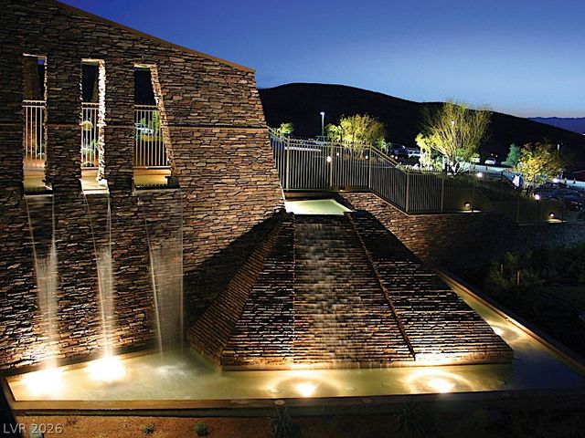 523 Rock Peak Drive, Henderson, NV 89012