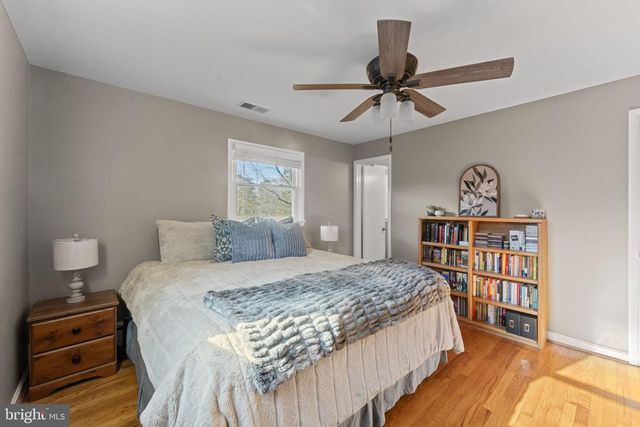 6744 RILEY RD, Warrenton, VA 20187