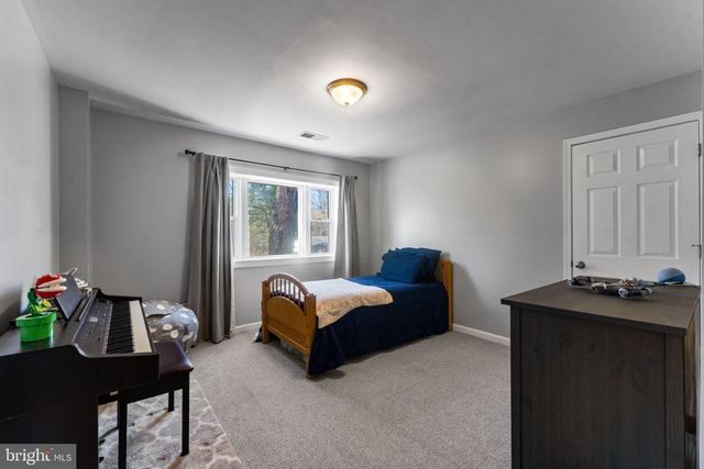 6744 RILEY RD, Warrenton, VA 20187