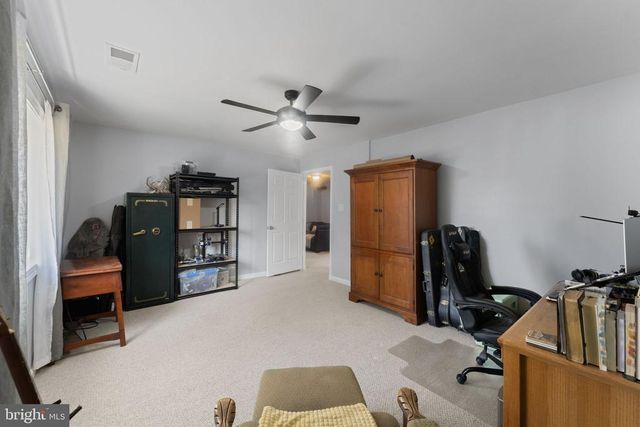 6744 RILEY RD, Warrenton, VA 20187