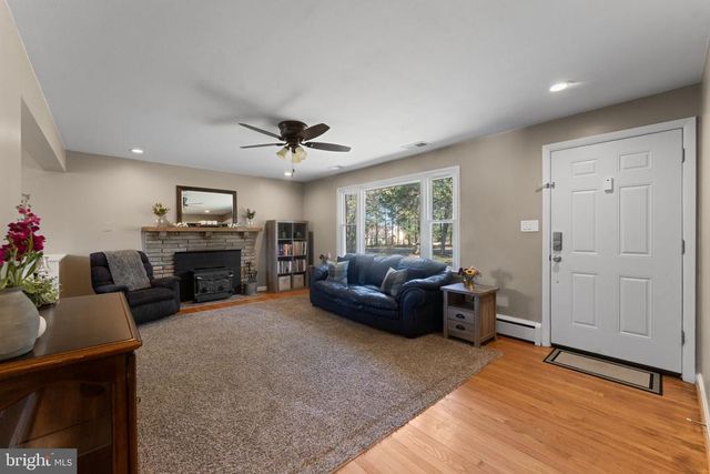 6744 RILEY RD, Warrenton, VA 20187