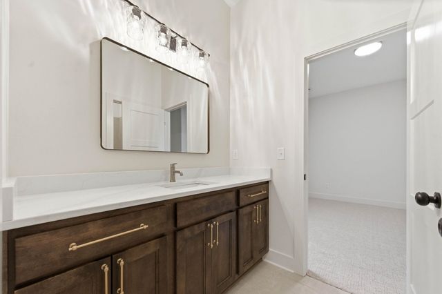 3 E Via Roma St, Wichita, KS 67230