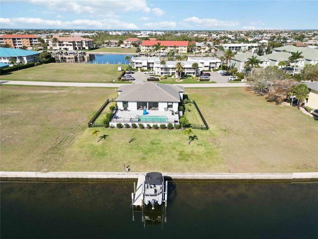 3240 WOOD THRUSH DRIVE 111 & 112, Punta Gorda, FL 33950
