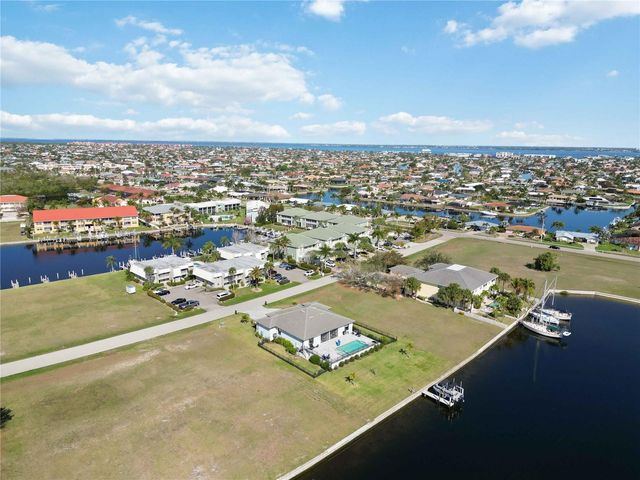 3240 WOOD THRUSH DRIVE 111 & 112, Punta Gorda, FL 33950