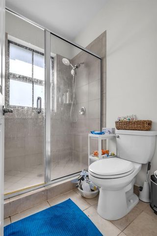 10371 W 32nd Ln, Hialeah, FL 33018