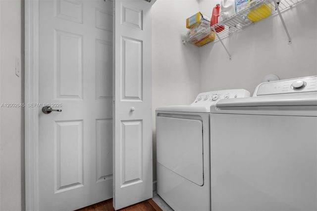 10371 W 32nd Ln, Hialeah, FL 33018