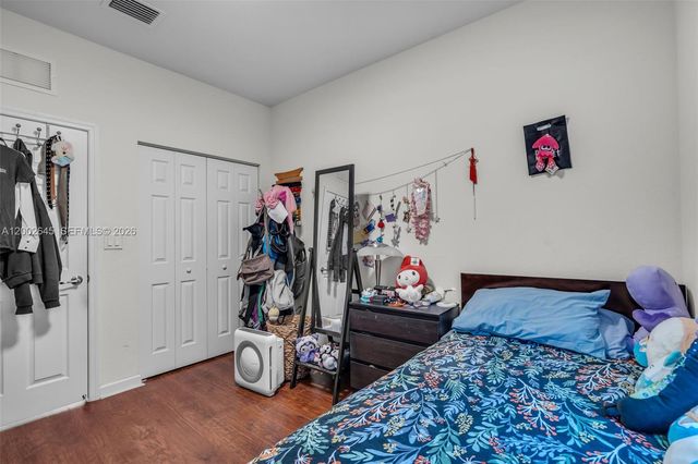 10371 W 32nd Ln, Hialeah, FL 33018