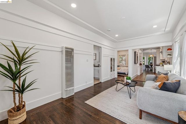 4120 Webster, Oakland, CA 94609