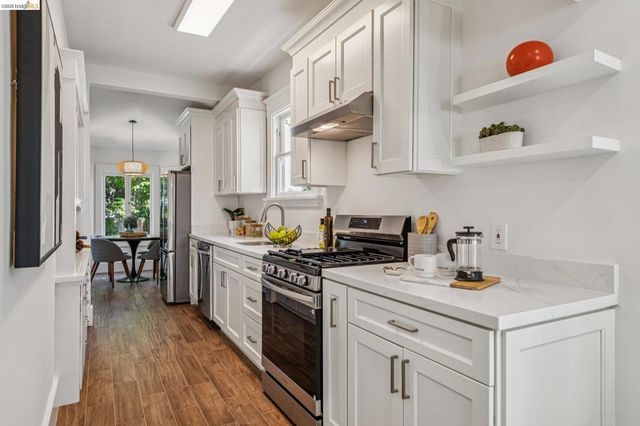 4120 Webster, Oakland, CA 94609