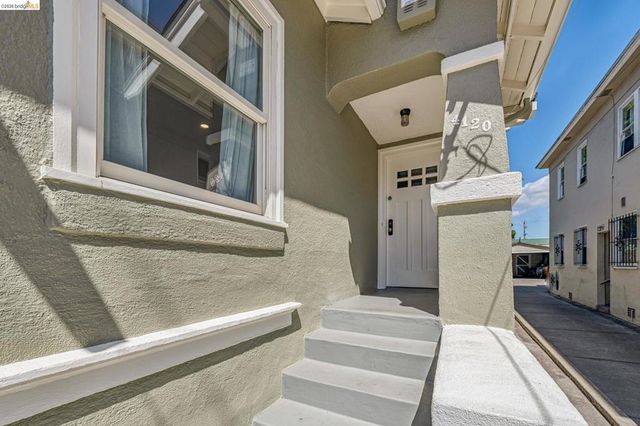 4120 Webster, Oakland, CA 94609