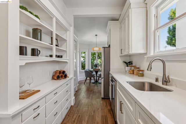 4120 Webster, Oakland, CA 94609