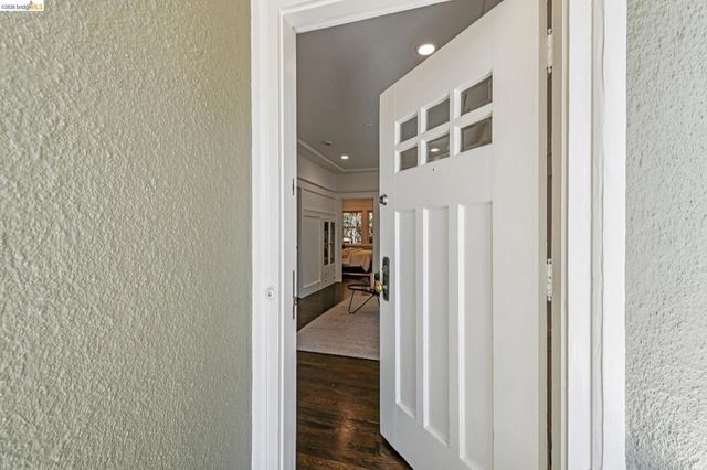 4120 Webster, Oakland, CA 94609
