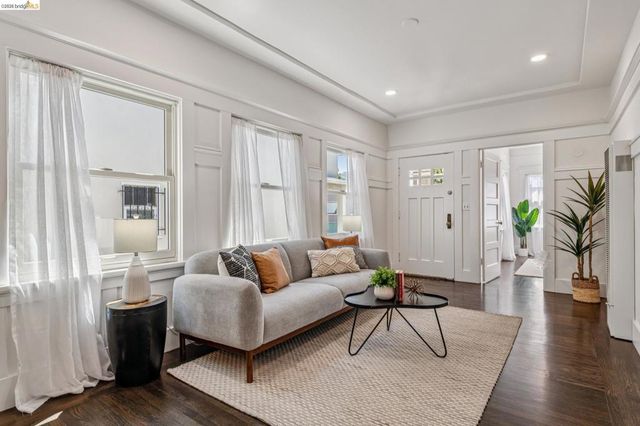 4120 Webster, Oakland, CA 94609
