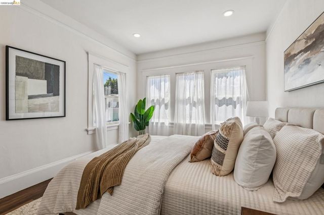 4120 Webster, Oakland, CA 94609