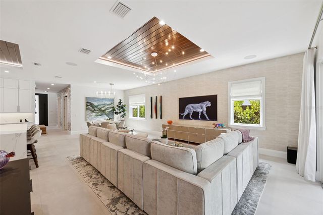 1414 N WESTMORELAND DRIVE, Orlando, FL 32804