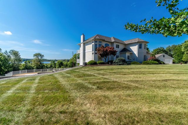 1000 N 330 W, Angola, IN 46703