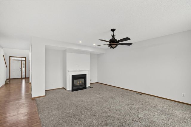 17047 Stonebriar Circle SW, Prior Lake, MN 55372