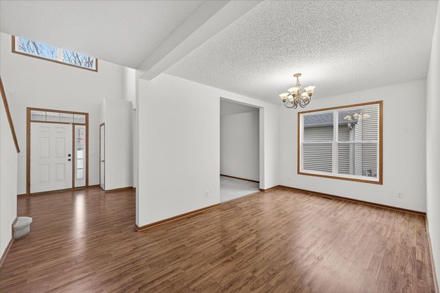 17047 Stonebriar Circle SW, Prior Lake, MN 55372