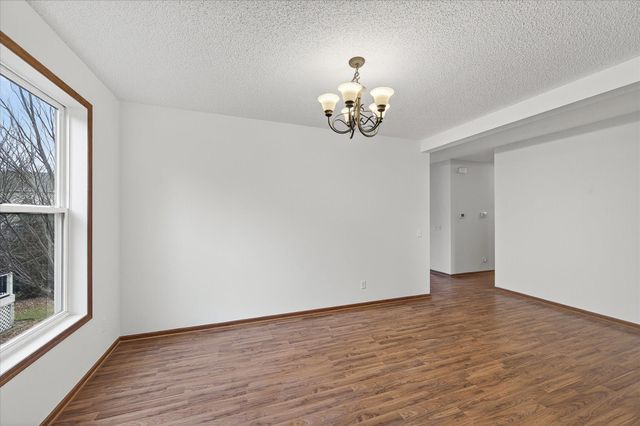 17047 Stonebriar Circle SW, Prior Lake, MN 55372