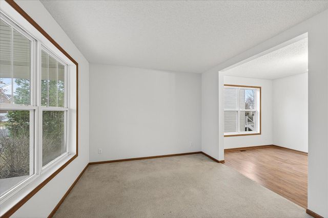 17047 Stonebriar Circle SW, Prior Lake, MN 55372