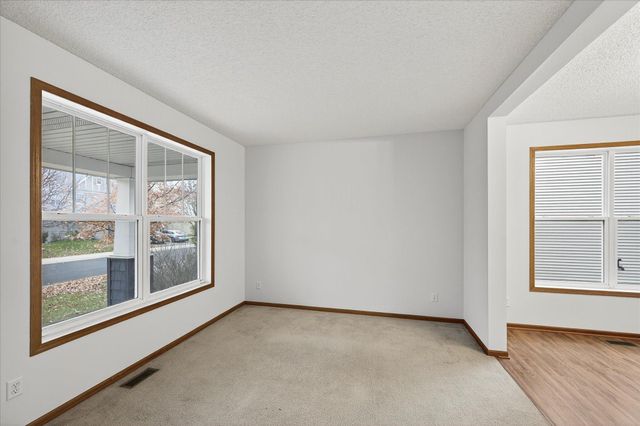 17047 Stonebriar Circle SW, Prior Lake, MN 55372