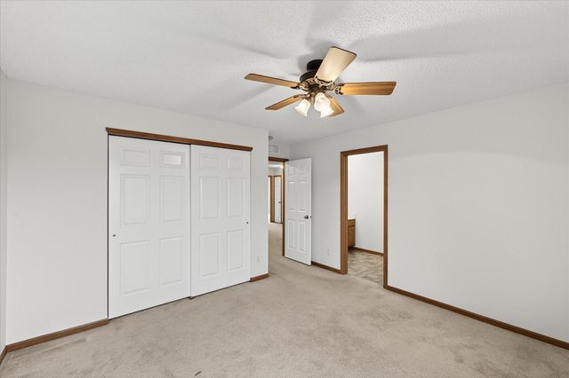 17047 Stonebriar Circle SW, Prior Lake, MN 55372