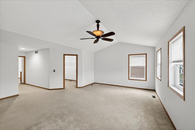 17047 Stonebriar Circle SW, Prior Lake, MN 55372