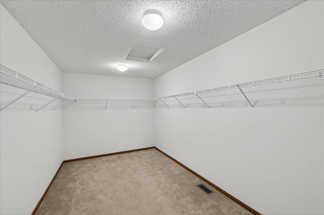 17047 Stonebriar Circle SW, Prior Lake, MN 55372