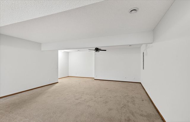 17047 Stonebriar Circle SW, Prior Lake, MN 55372