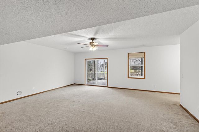 17047 Stonebriar Circle SW, Prior Lake, MN 55372