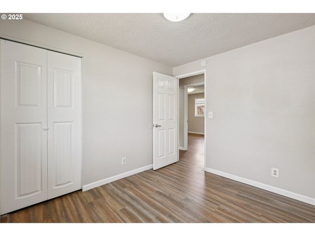 1700 Ne 231ST Ct, Wood Village, OR 97060