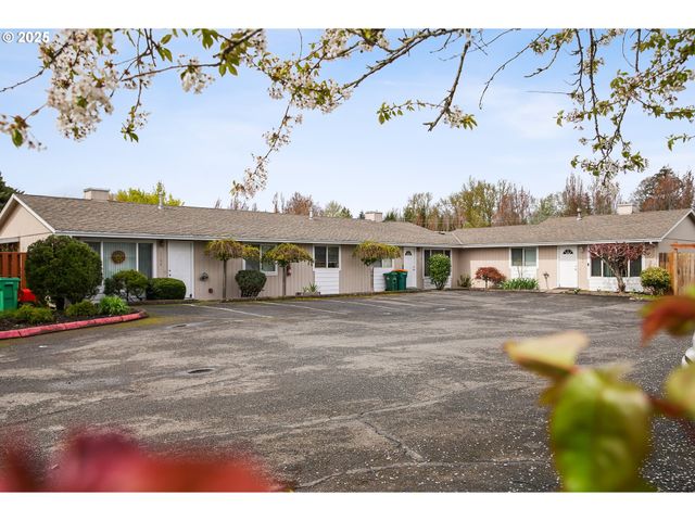 1700 Ne 231ST Ct, Wood Village, OR 97060