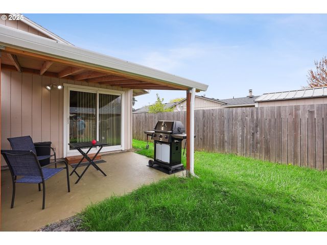 1700 Ne 231ST Ct, Wood Village, OR 97060