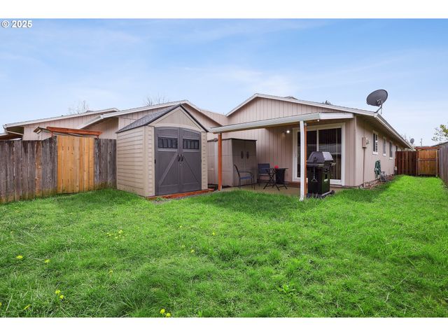 1700 Ne 231ST Ct, Wood Village, OR 97060